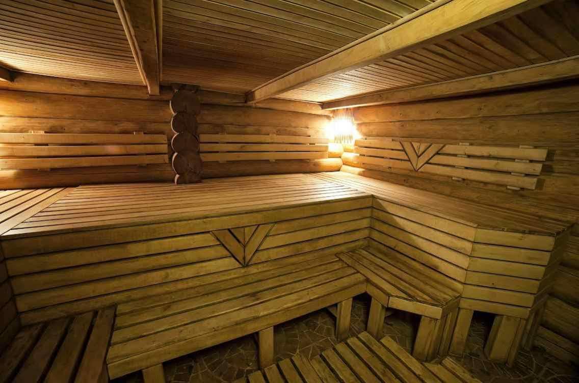 Hotel Praha Uzjhorod Eksteriør billede